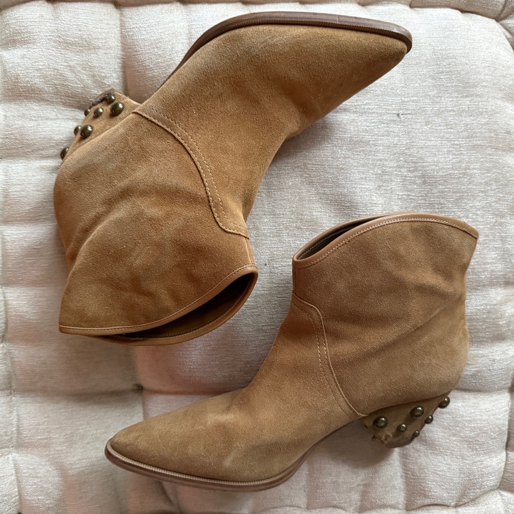 Marc Fisher Rippa suede Ankle Boots